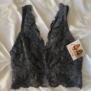 Smart and Sexy NWT Charcoal Lace Bralette